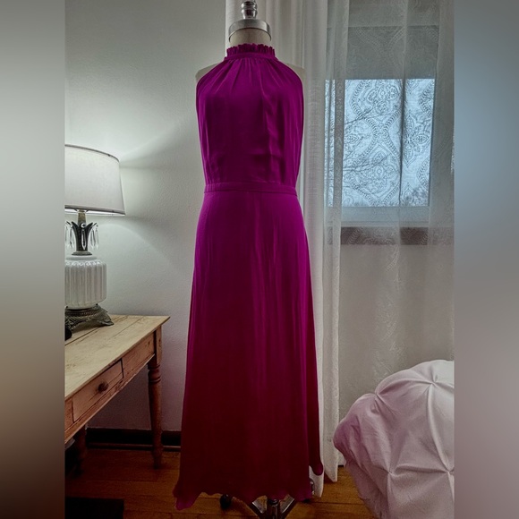 Banana Republic Dresses & Skirts - Banana Republic Fuchsia Halter Maxi Dress, 14, VGUC